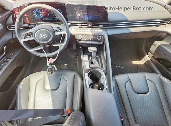 KMHLP4DG2RU838975 2024 HYUNDAI ELANTRA Бордовый Вид панели приборов