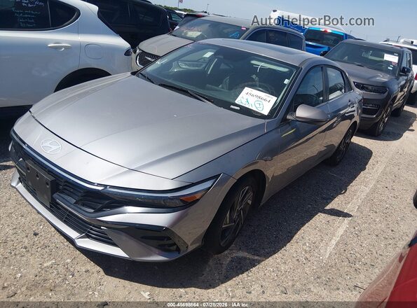 KMHLP4DG2SU968941 2025 HYUNDAI ELANTRA Gray Vista tres cuartos delantera izquierda