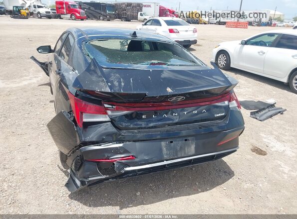 KMHLP4DG4SU087450 2025 HYUNDAI ELANTRA Black Widok z przodu