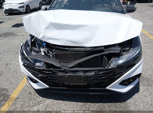KMHLR4AF0NU215242 2022 HYUNDAI ELANTRA White Front view