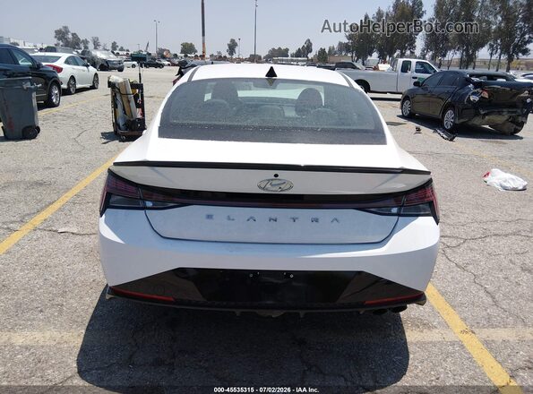 KMHLR4AF0NU215242 2022 HYUNDAI ELANTRA White 