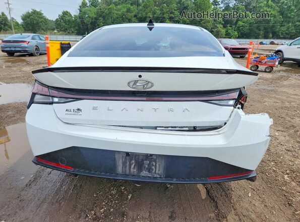 KMHLR4AF2NU326178 2022 HYUNDAI ELANTRA White Հետևի տեսք