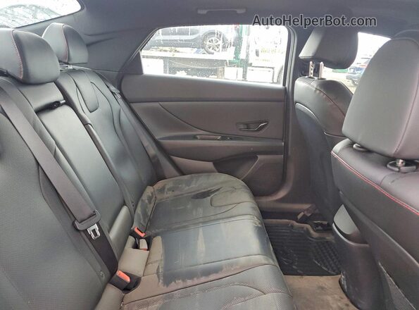 KMHLR4AF2PU633658 2023 HYUNDAI ELANTRA Серебряный Вид задних сидений