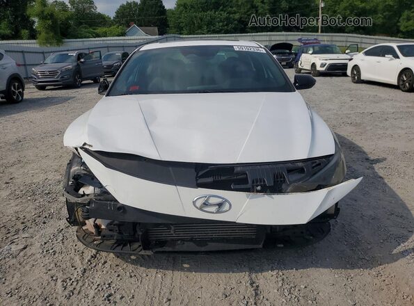 KMHLR4AF5PU466406 2023 HYUNDAI ELANTRA Белый Вид спереди
