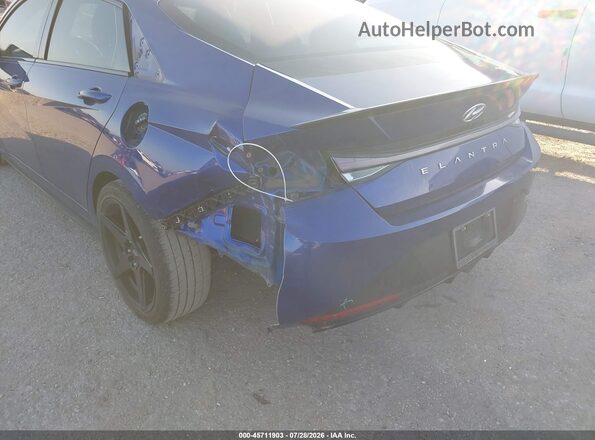 KMHLR4AF6NU232238 2022 HYUNDAI ELANTRA Blue Widok z przodu