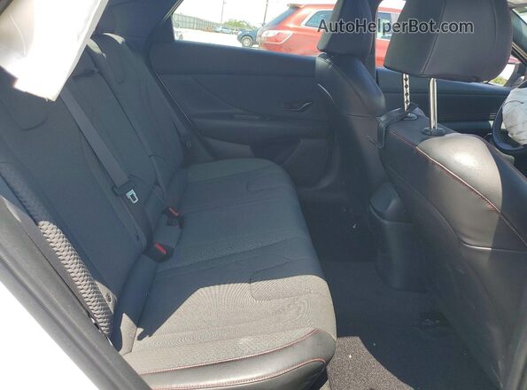 KMHLR4AF6PU605605 2023 HYUNDAI ELANTRA White Вид задніх сидінь