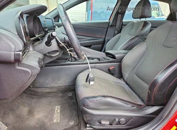 KMHLR4AF7NU327021 2022 HYUNDAI ELANTRA Red წინა სალონის ხედი