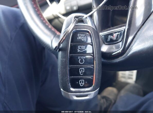 KMHLR4AF8NU232578 2022 HYUNDAI ELANTRA Красный Вид панели приборов