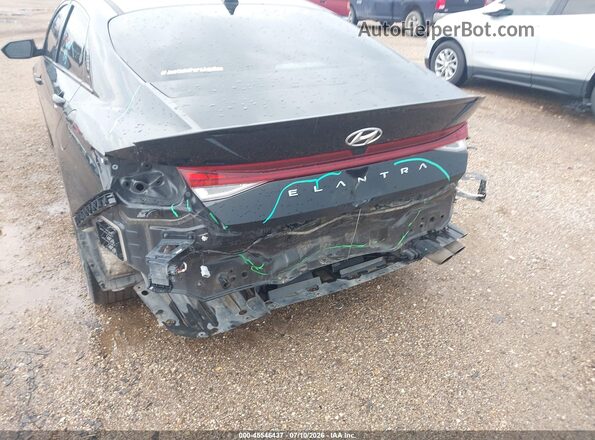 KMHLR4AF9PU556710 2023 HYUNDAI ELANTRA Black Widok z przodu