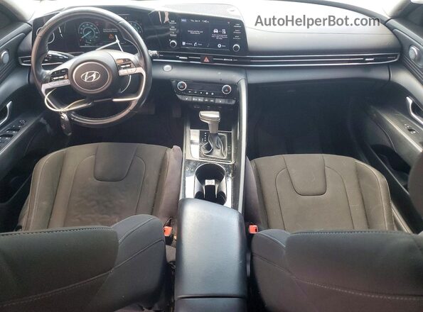 KMHLS4AG2NU309071 2022 HYUNDAI ELANTRA Silver Առջևի վահանակի տեսք