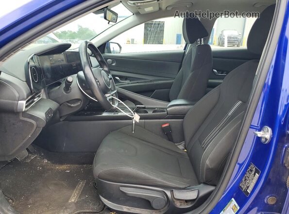 KMHLS4AG4PU445060 2023 HYUNDAI ELANTRA Blue Widok wnętrza z przodu