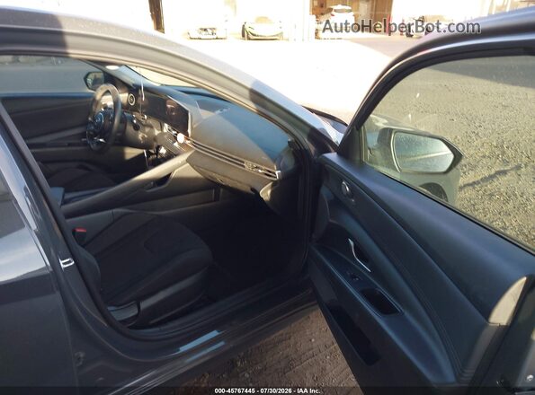 KMHLS4AG4PU599865 2023 HYUNDAI ELANTRA Gray წინა სალონის ხედი