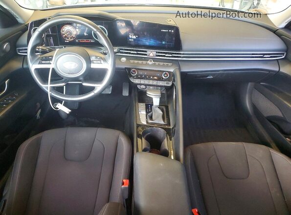 KMHLS4DG0RU647862 2024 HYUNDAI ELANTRA Синий Вид панели приборов