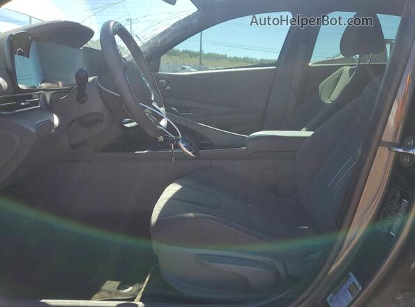 KMHLS4DG0RU716551 2024 HYUNDAI ELANTRA Серый Вид салона спереди