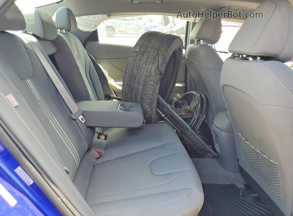 KMHLS4DG0RU832431 2024 HYUNDAI ELANTRA Blue Հետևի նստատեղերի տեսք