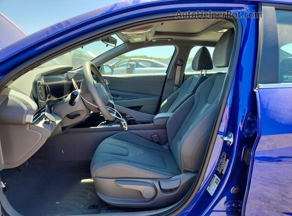 KMHLS4DG0SU878279 2025 HYUNDAI ELANTRA Blue Սալոնի դիմացի տեսք
