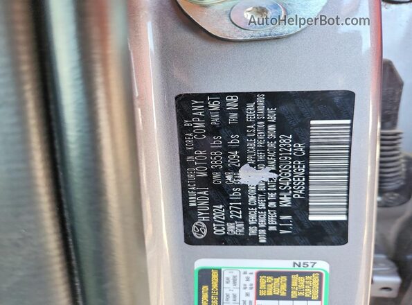 KMHLS4DG0SU912382 2025 HYUNDAI ELANTRA Gray VIN კოდის სტიკერის ხედი