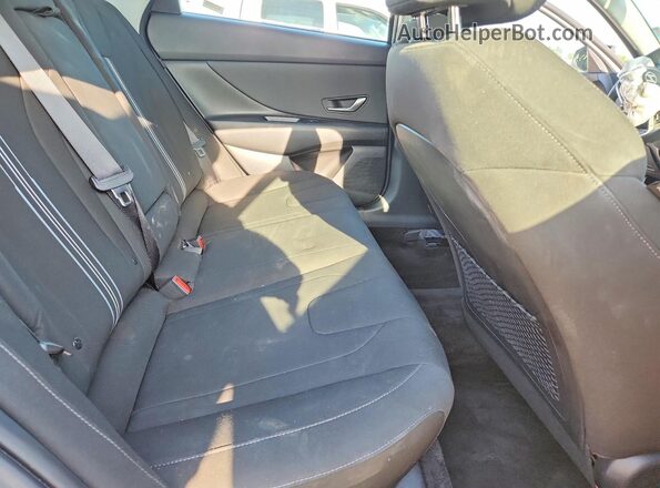KMHLS4DG0SU912382 2025 HYUNDAI ELANTRA Gray უკანა სავარძლების ხედი