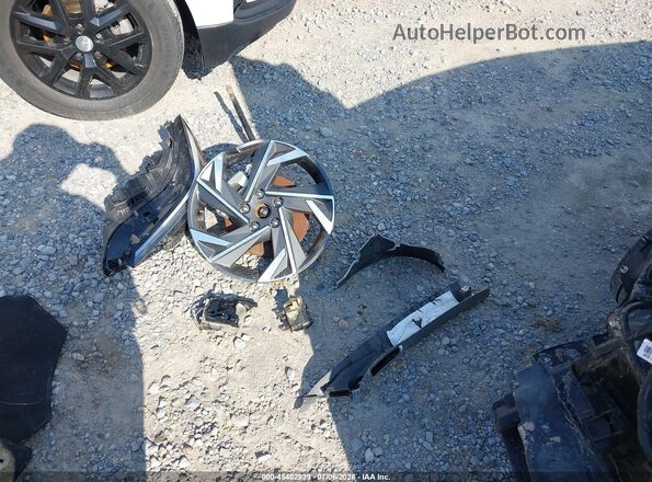 KMHLS4DG0SU939159 2025 HYUNDAI ELANTRA Черный Вид панели приборов
