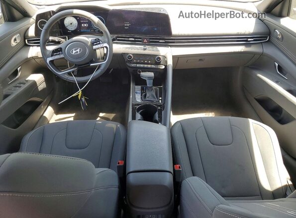 KMHLS4DG0SU963347 2025 HYUNDAI ELANTRA Blue Widok deski rozdzielczej