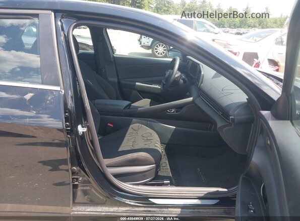 KMHLS4DG0TU219832 2026 HYUNDAI ELANTRA Черный Вид салона спереди