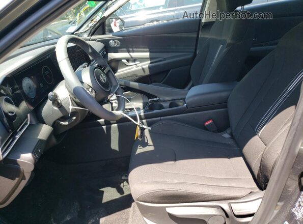 KMHLS4DG1RU715909 2024 HYUNDAI ELANTRA Gray Front interior view