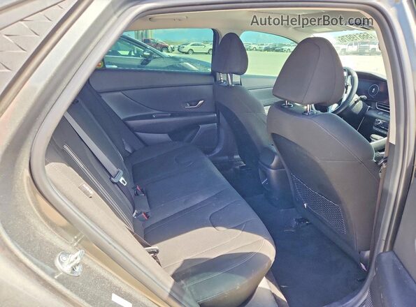 KMHLS4DG2RU786424 2024 HYUNDAI ELANTRA Gray უკანა სავარძლების ხედი