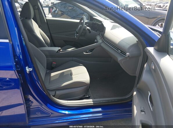KMHLS4DG2SU033224 2025 HYUNDAI ELANTRA Blue Вид салону спереду