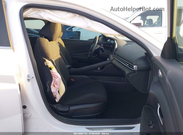 KMHLS4DG2SU901710 2025 HYUNDAI ELANTRA Белый Вид салона спереди