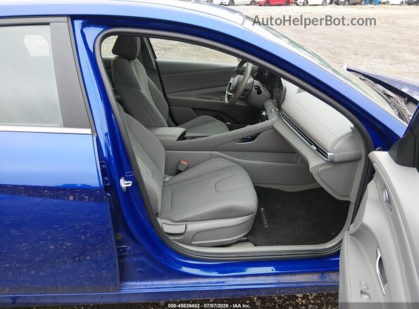 KMHLS4DG3RU707228 2024 HYUNDAI ELANTRA Blue Front interior view
