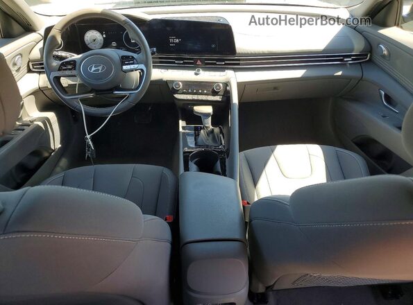KMHLS4DG3RU752976 2024 HYUNDAI ELANTRA Black Vista del salpicadero