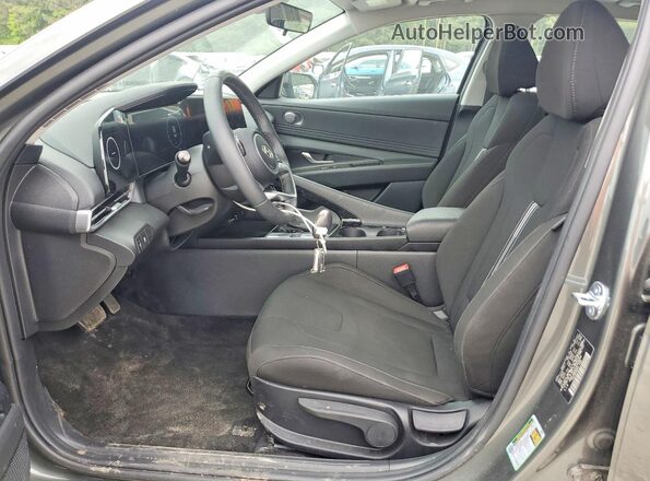 KMHLS4DG3SU038044 2025 HYUNDAI ELANTRA Серый Вид салона спереди