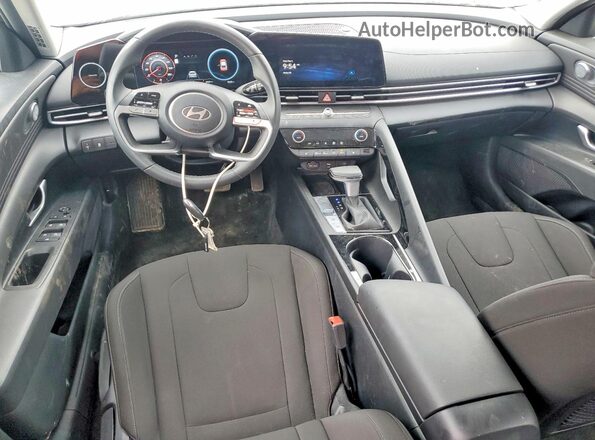 KMHLS4DG3SU038044 2025 HYUNDAI ELANTRA Серый Вид панели приборов