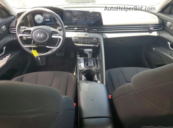 KMHLS4DG3SU856017 2025 HYUNDAI ELANTRA Charcoal Widok deski rozdzielczej