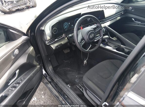 KMHLS4DG4RU758043 2024 HYUNDAI ELANTRA Black 