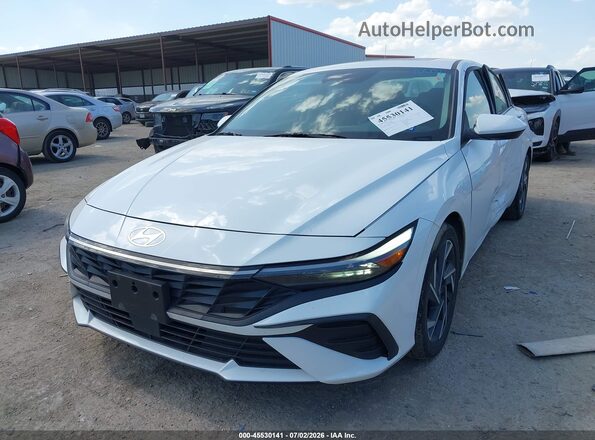 KMHLS4DG4SU860884 2025 HYUNDAI ELANTRA White Vista tres cuartos delantera izquierda