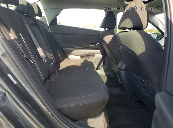 KMHLS4DG4SU889074 2025 HYUNDAI ELANTRA Gray Vista de los asientos traseros