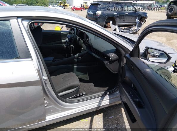 KMHLS4DG4TU119717 2026 HYUNDAI ELANTRA Silver Vista interior delantera