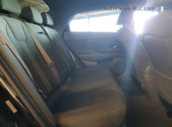 KMHLS4DG6RU657103 2024 HYUNDAI ELANTRA Black Հետևի նստատեղերի տեսք