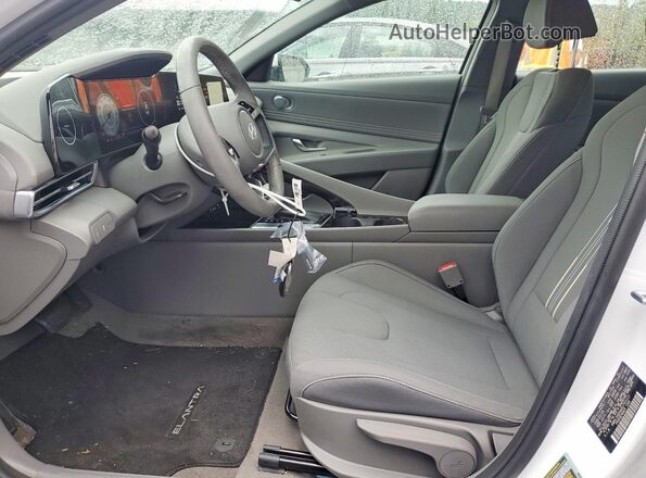KMHLS4DG6RU753121 2024 HYUNDAI ELANTRA White წინა სალონის ხედი