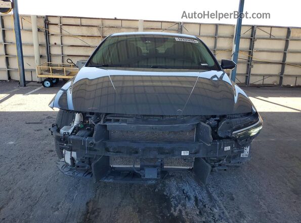 KMHLS4DG6RU758951 2024 HYUNDAI ELANTRA Gray Widok z przodu