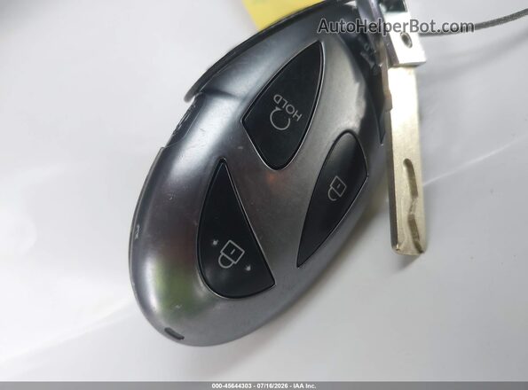 KMHLS4DG6SU007760 2025 HYUNDAI ELANTRA White Dashboard view