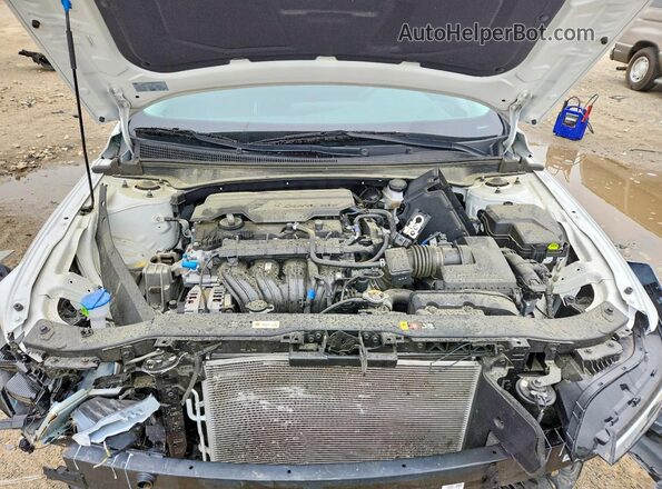 KMHLS4DG6SU859624 2025 HYUNDAI ELANTRA White უკანა სალონის ხედი