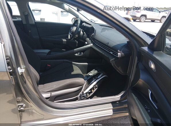 KMHLS4DG6SU861826 2025 HYUNDAI ELANTRA Gray Front interior view