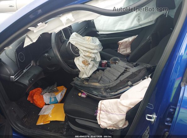 KMHLS4DG7RU671060 2024 HYUNDAI ELANTRA Blue Front interior view