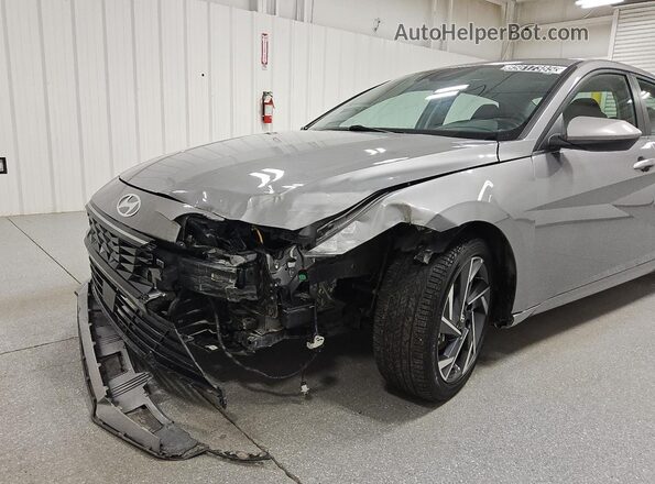 KMHLS4DG8SU890521 2025 HYUNDAI ELANTRA Gray Widok wnętrza 360 stopni