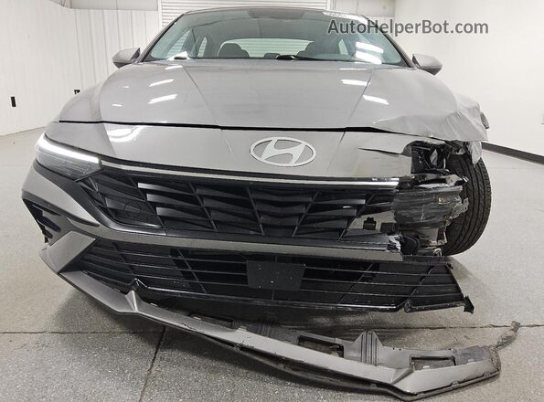 KMHLS4DG8SU890521 2025 HYUNDAI ELANTRA Gray Widok naklejki z numerem VIN