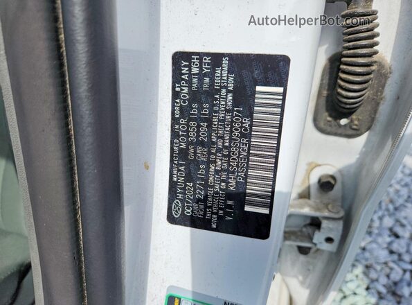KMHLS4DG8SU906071 2025 HYUNDAI ELANTRA Белый Вид подкапотного пространства