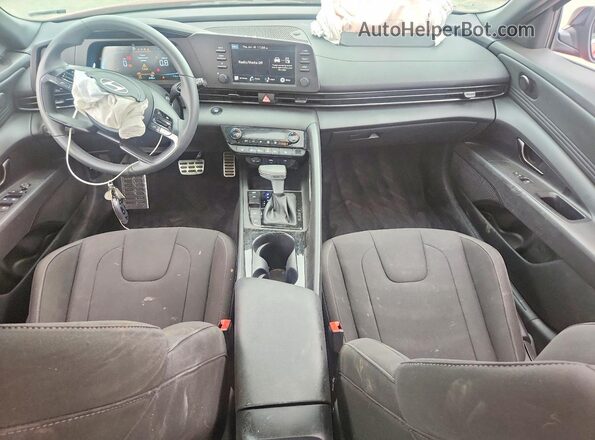 KMHLS4DG8TU108655 2026 HYUNDAI ELANTRA Red Dashboard view