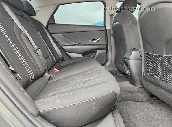 KMHLS4DG9RU828474 2024 HYUNDAI ELANTRA Gray Vista de los asientos traseros